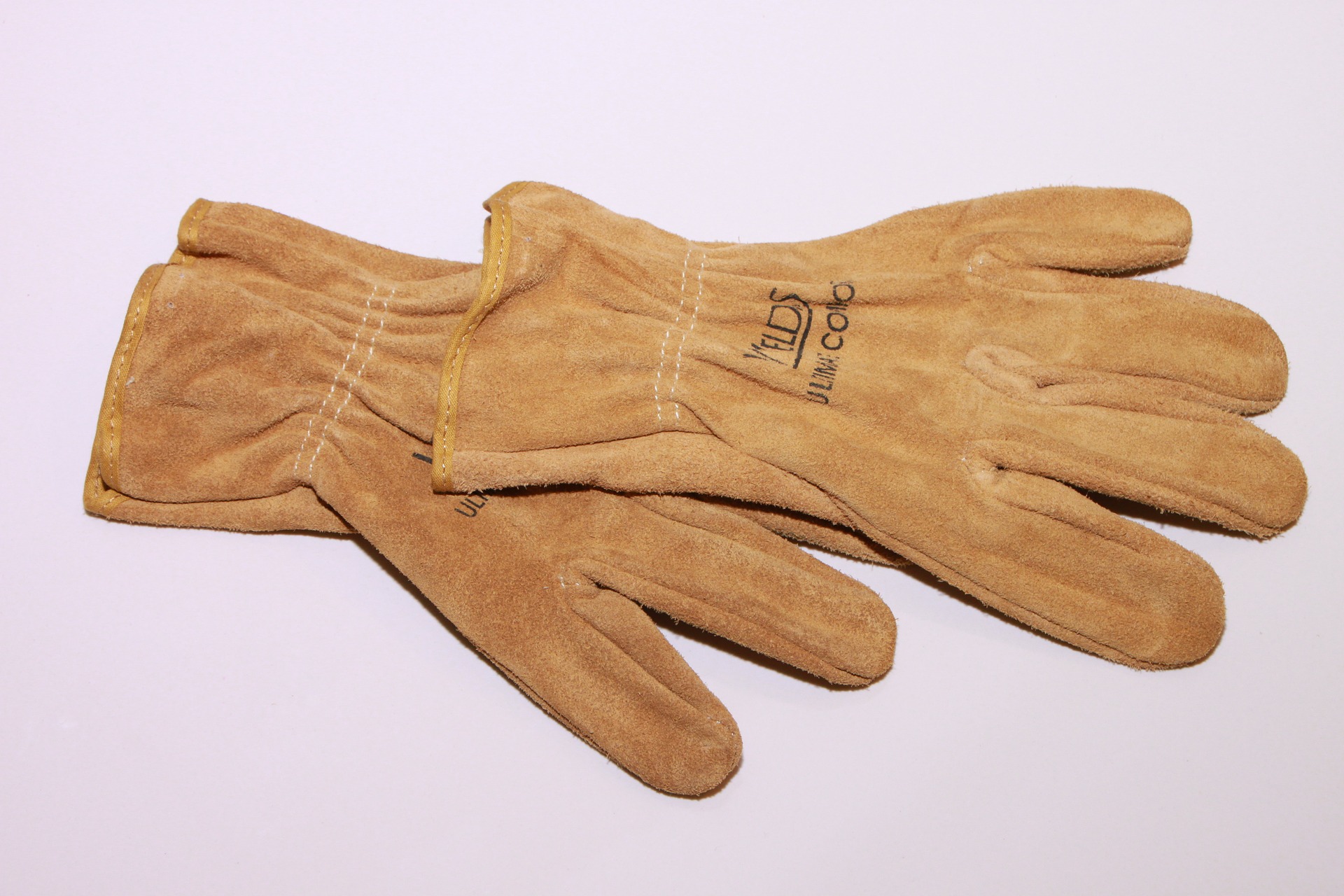 leather gloves